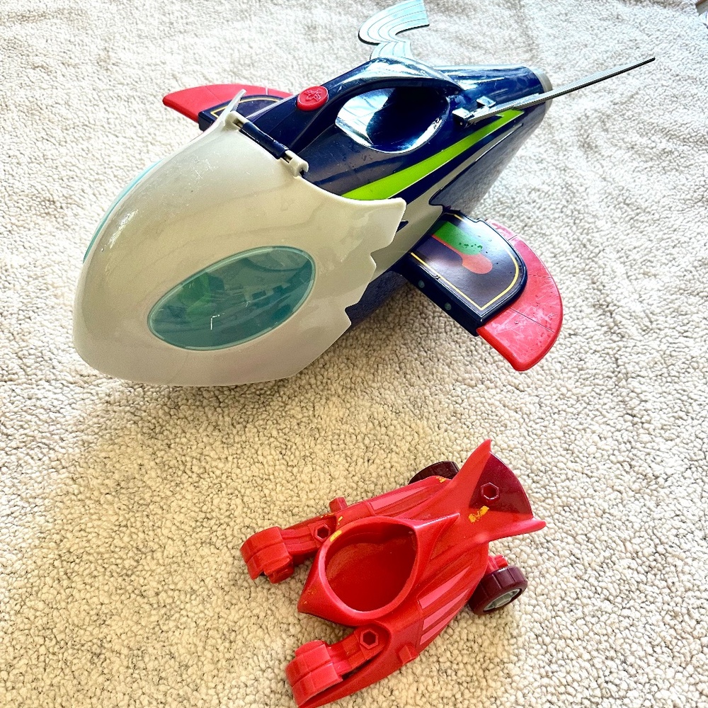 PJ Masks Super Moon Adventure HQ Rocketship Playset